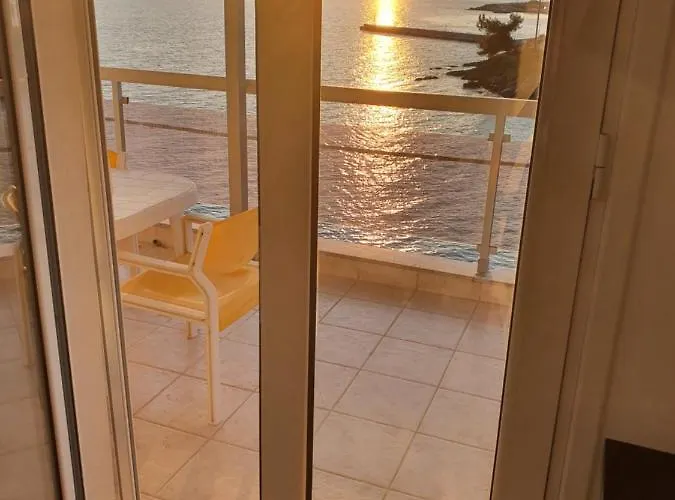 Appart hôtel Sunset_apartments Only 15 Meters From The Sea Neos Marmaras